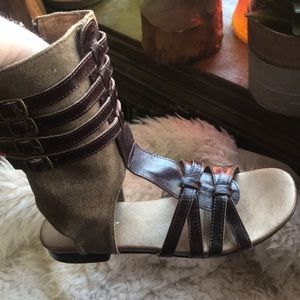 Chocolate Blu Zipper Brown and Khaki Gladiators Sandals 6.5